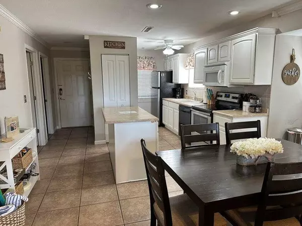 38 Lantern Bay LN #1, Branson, MO 65616