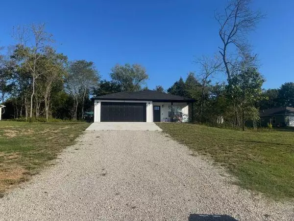 302 Field RD, Powersite, MO 65731
