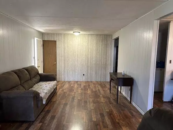 73 Larue ST, Reeds Spring, MO 65737