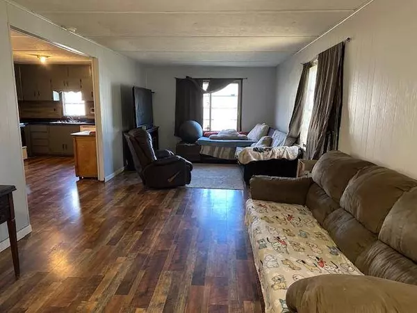 73 Larue ST, Reeds Spring, MO 65737