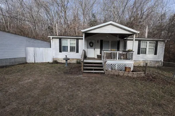 361 Larue ST, Reeds Spring, MO 65737