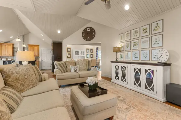 87 Westwood DR, Branson, MO 65616