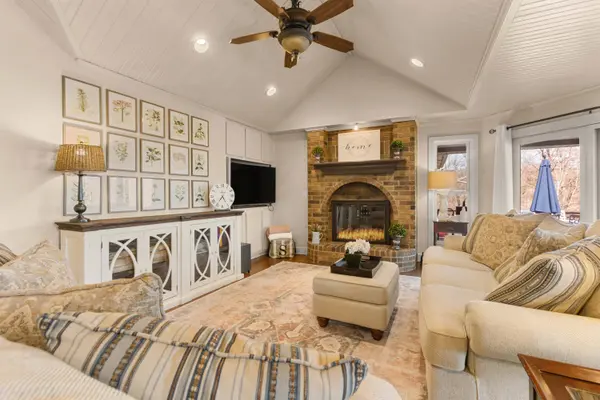 87 Westwood DR, Branson, MO 65616