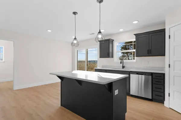 240 Field RD, Powersite, MO 65731