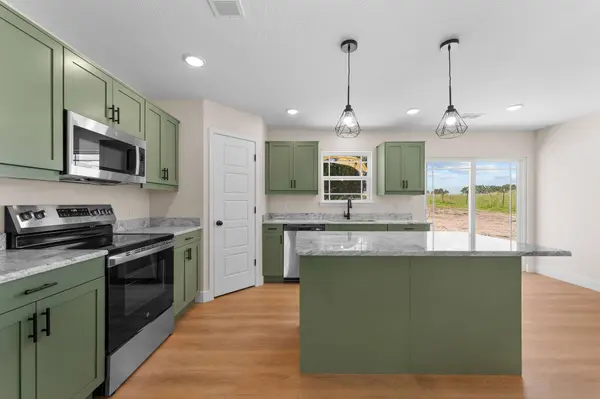 240 Field RD, Powersite, MO 65731