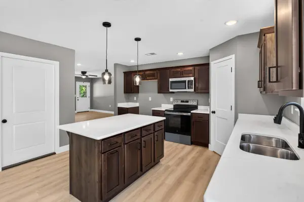 215 Field RD, Powersite, MO 65731