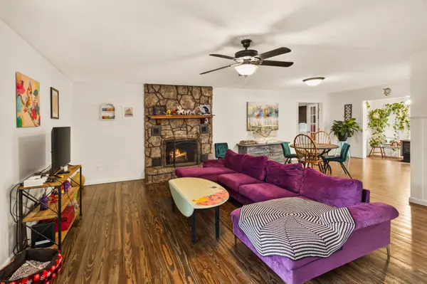 191 Rea ST, Hollister, MO 65672