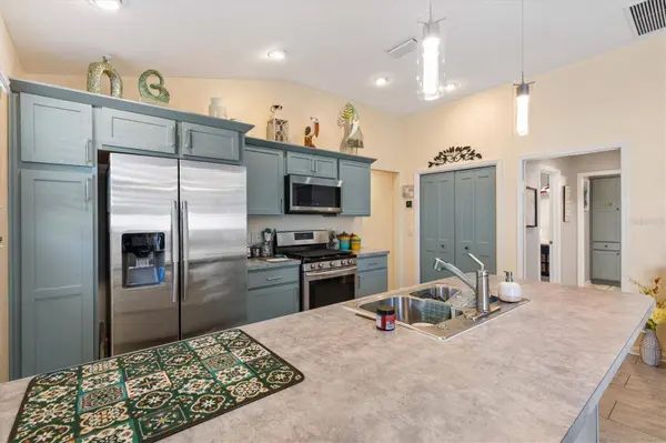5709 GRIMES CT, The Villages, FL 32163
