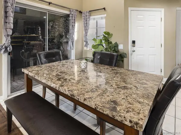 757 Granite Hills Cir, El Cajon, CA 92019