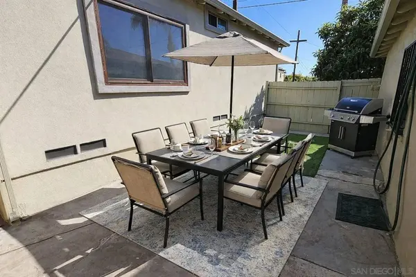 3994 Division St, San Diego, CA 92113