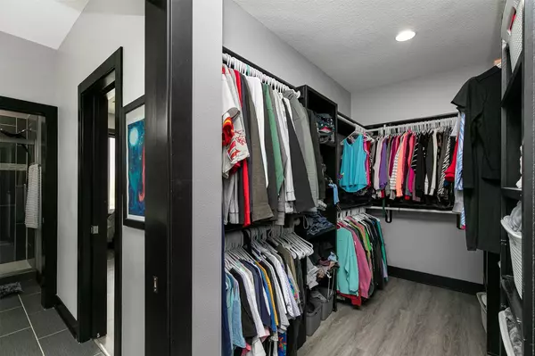 107 S 19th Court, Indianola, IA 50125