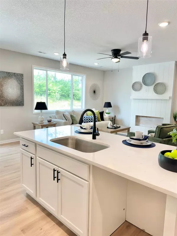 617 W Wright Road, Norwalk, IA 50211