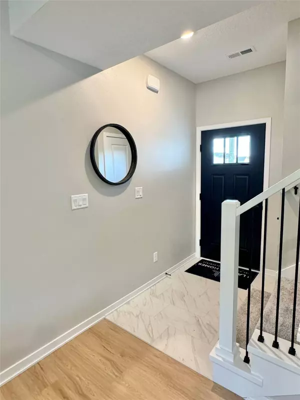 617 W Wright Road, Norwalk, IA 50211