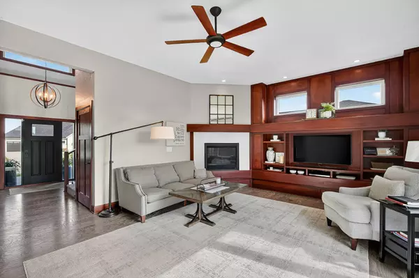 9110 NW 72nd Circle, Johnston, IA 50131