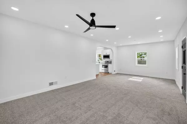 403 S Main Street, Woodward, IA 50276