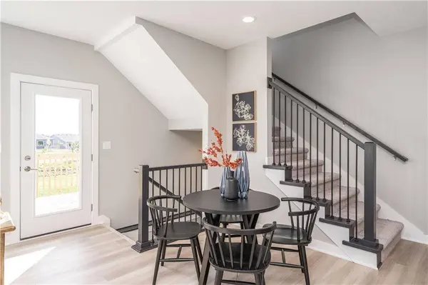 15303 Bellflower Lane, Urbandale, IA 50323