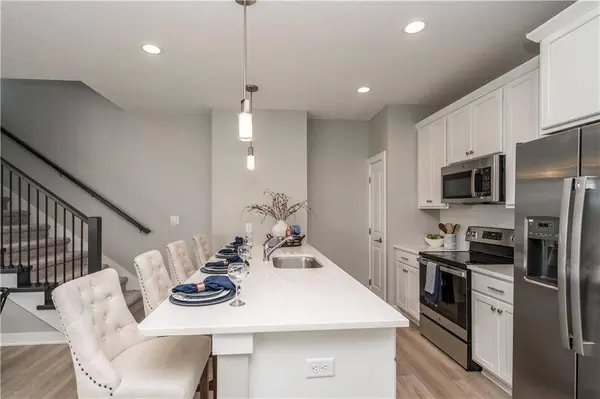 15303 Bellflower Lane, Urbandale, IA 50323