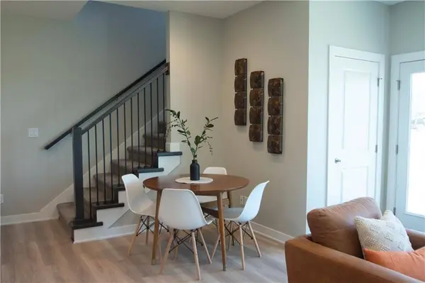 5426 153rd Street, Urbandale, IA 50323