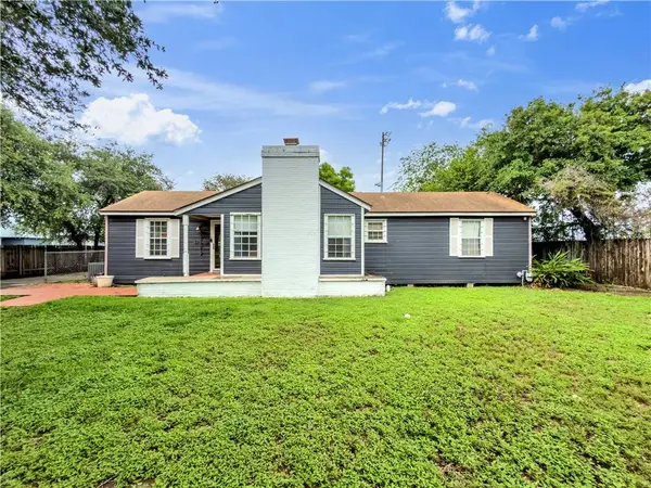 3238 Up River Rd, Corpus Christi, TX 78408