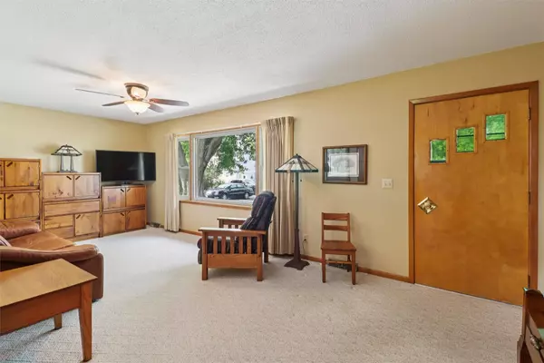 420 4th Street, Randall, IA 50231