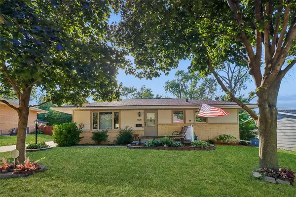 226 NW Sharmin Drive