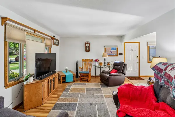 226 NW Sharmin Drive, Ankeny, IA 50023