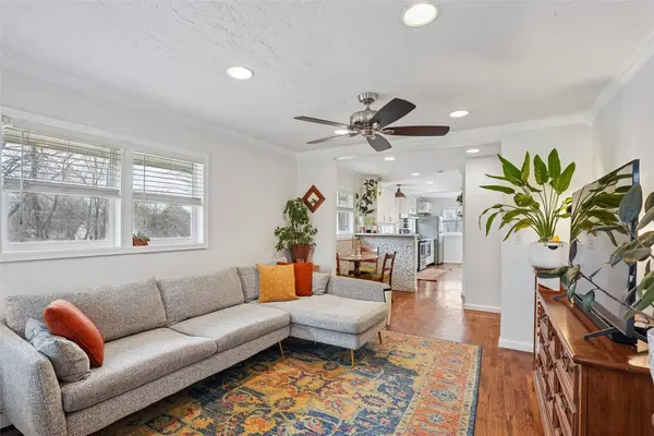 4950 NW 47th Avenue, Des Moines, IA 50310