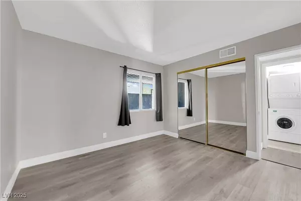 3944 Visby LN, Las Vegas, NV 89119