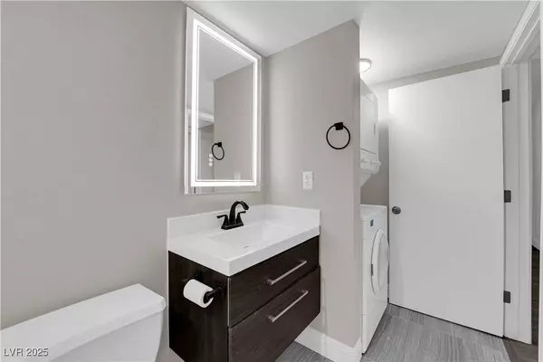 3944 Visby LN, Las Vegas, NV 89119