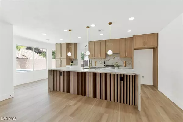 8312 Aqua Spray AVE, Las Vegas, NV 89128