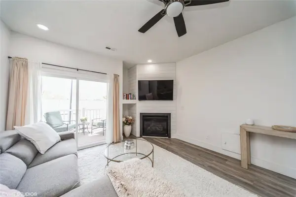 8601 Westown Parkway #21207, West Des Moines, IA 50266