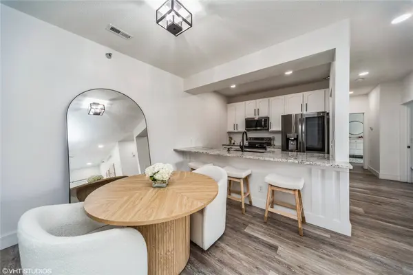 8601 Westown Parkway #21207, West Des Moines, IA 50266