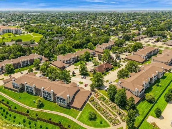 409 SE Delaware Avenue #207, Ankeny, IA 50021