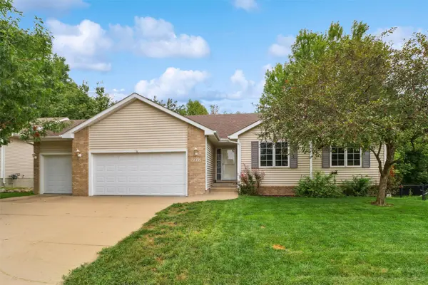 3211 SW Applewood Street, Ankeny, IA 50023
