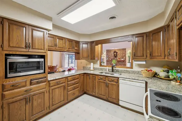 1299 Dennler Drive, Alleman, IA 50007