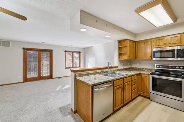 405 SE Delaware Avenue #204, Ankeny, IA 50021