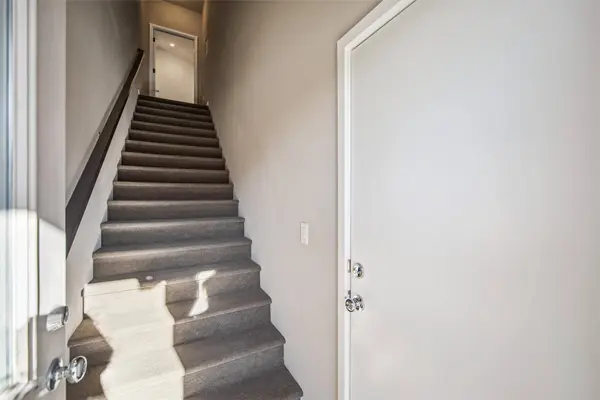 2407 NE Oak Drive #4, Ankeny, IA 50021