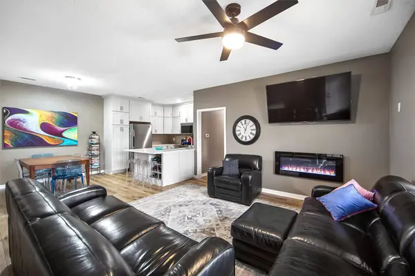 2510 NE Oak Drive #3, Ankeny, IA 50021