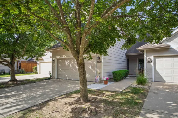 3305 Ep True Parkway #1602, West Des Moines, IA 50265