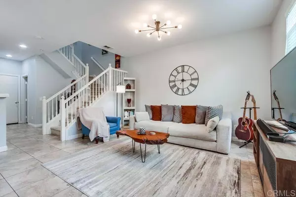 430 Caminito Azul, Vista, CA 92083