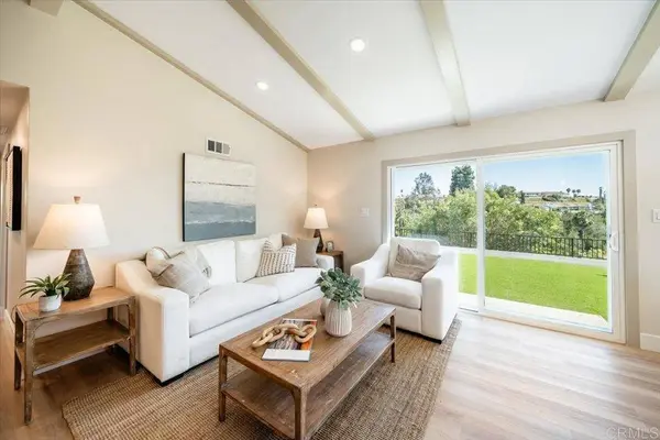 5693 Easton AVE, San Diego, CA 92120