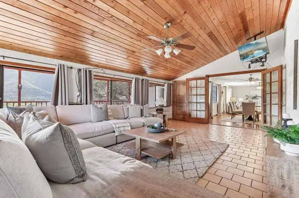 39339 De Luz RD, Fallbrook, CA 92028