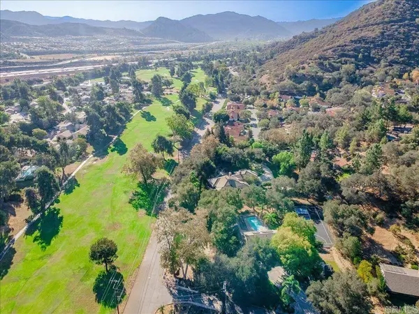 1841 Tecalote DR, Fallbrook, CA 92028
