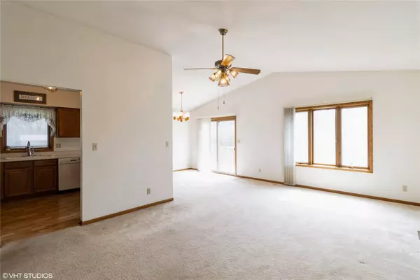 2612 White Oak Drive, Ames, IA 50014