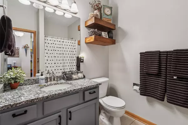 849 SE Delaware Avenue, Ankeny, IA 50021