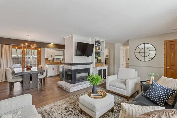 902 SE Trilein Drive, Ankeny, IA 50021