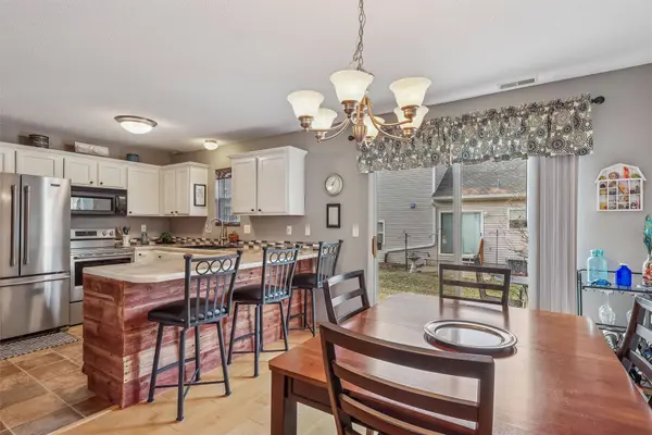 1013 NW Prairie Ridge Drive, Ankeny, IA 50023
