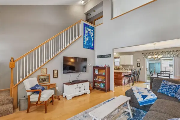 1013 NW Prairie Ridge Drive, Ankeny, IA 50023