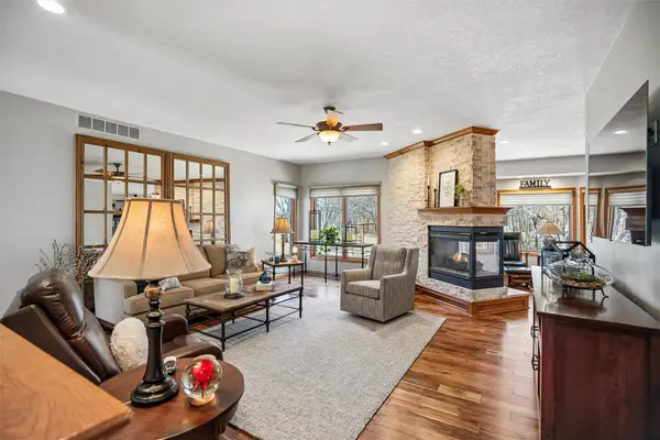 6301 NE 126th Avenue, Elkhart, IA 50073