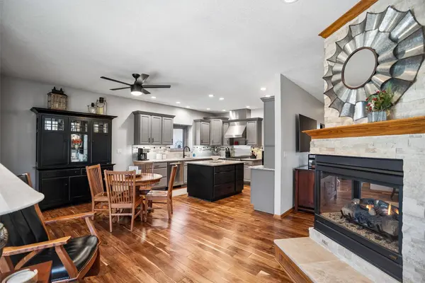 6301 NE 126th Avenue, Elkhart, IA 50073